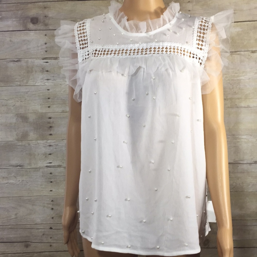 White Blouse with Pearls and Crochet Details szL